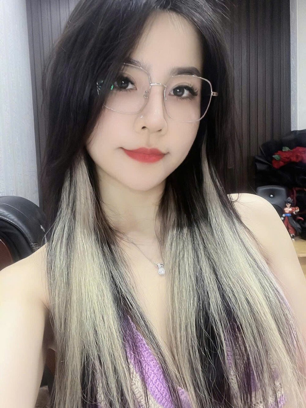 -DuSi- Chatroom