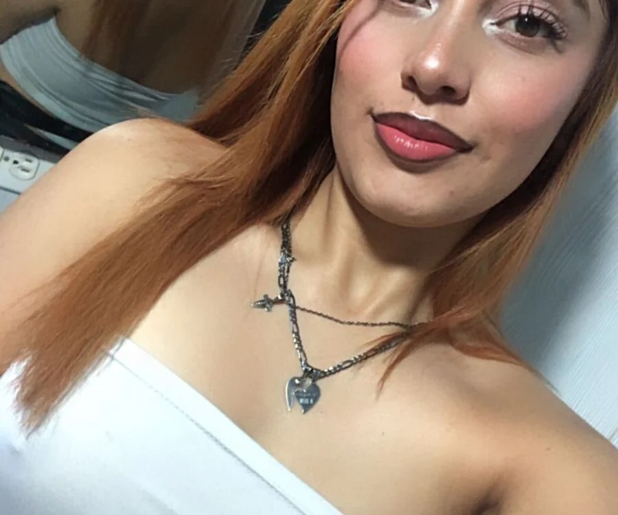 -Nataly Chatroom