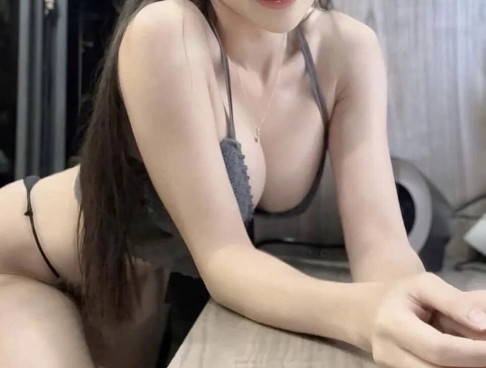 -Ninyn- Chatroom