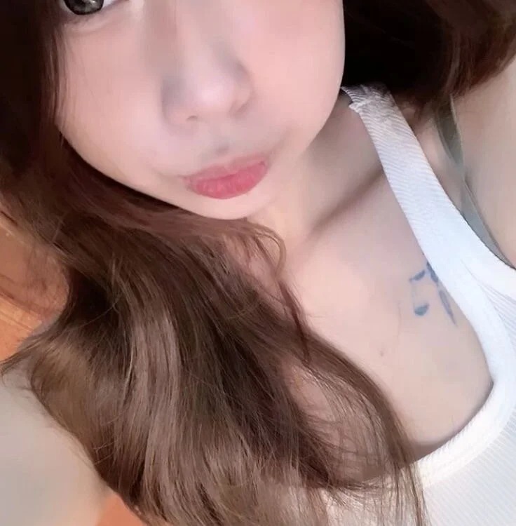 -Tyna_ Chatroom