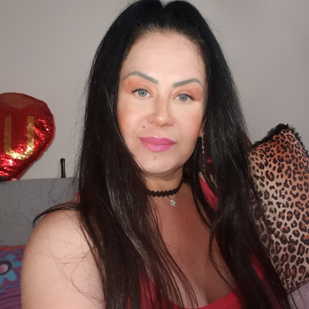 -__TSUNAMI__- Chatroom