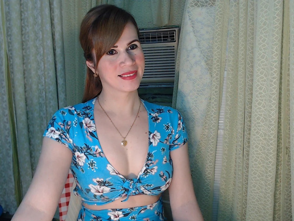 042787DONNA Chatroom