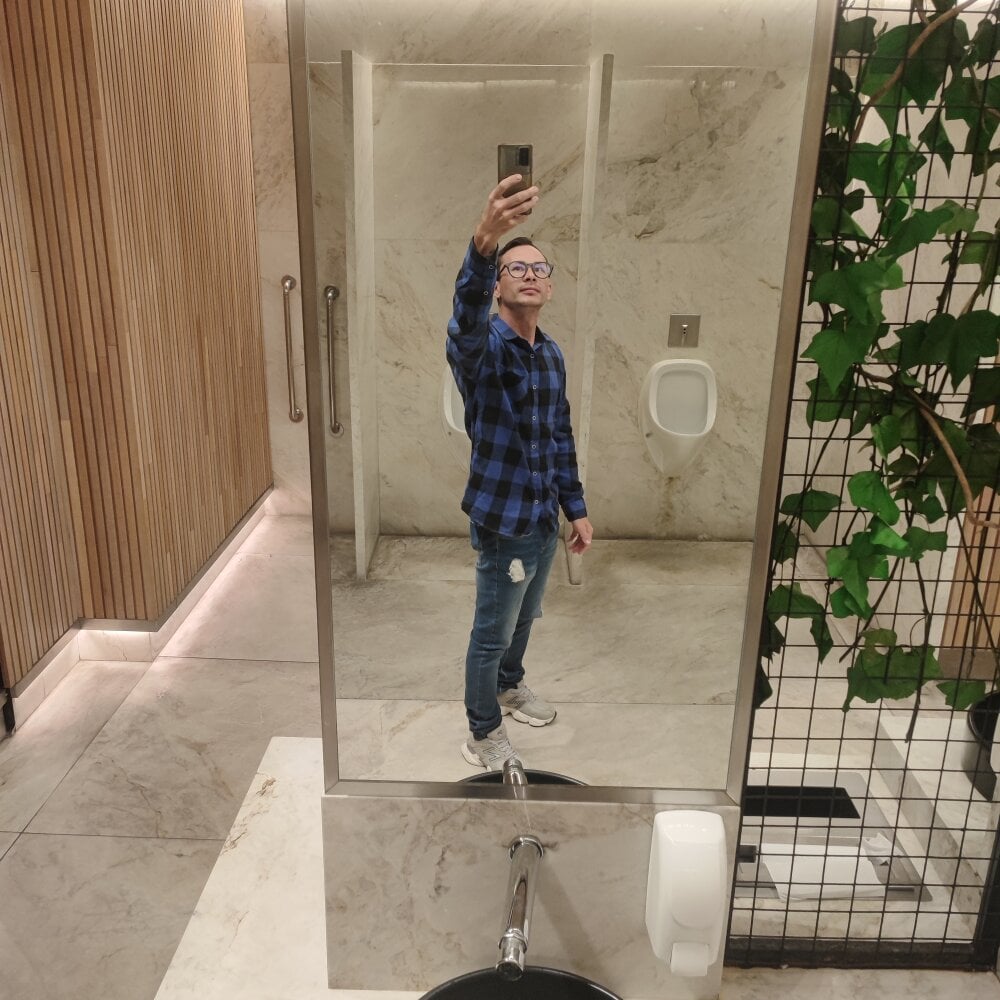 0Rodrigo1234 Chatroom