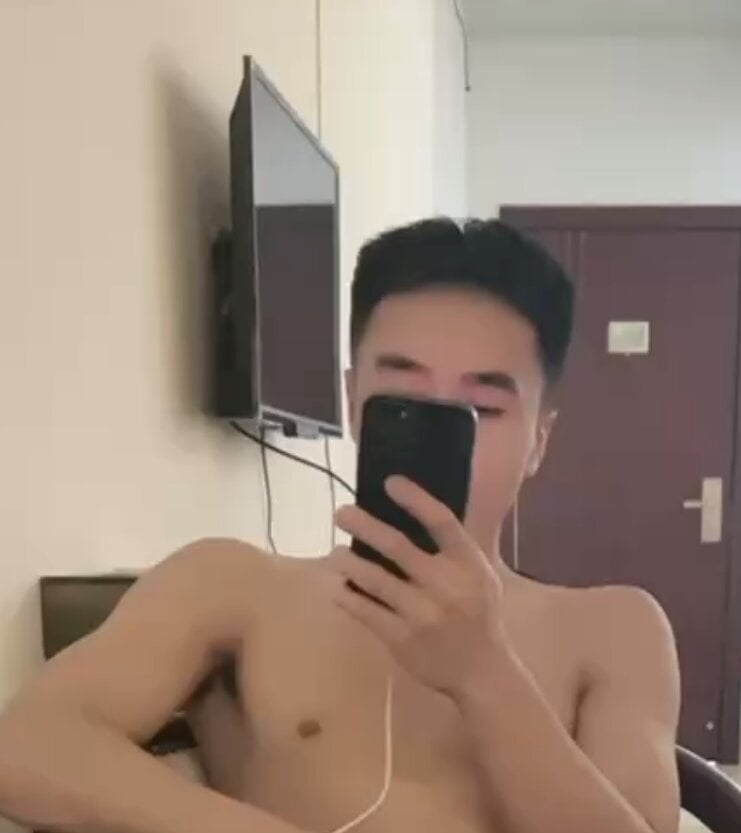 0ioo Webcam Profile Picture 0ioo Chatroom