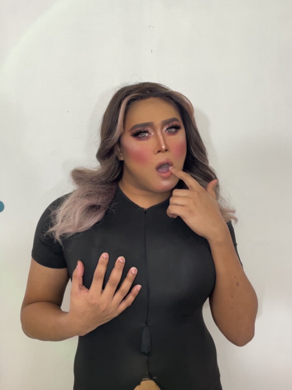 11inch_trans_in_america Webcam Profile Picture 11inch_trans_in_america Chatroom