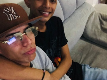 1sucking-guys