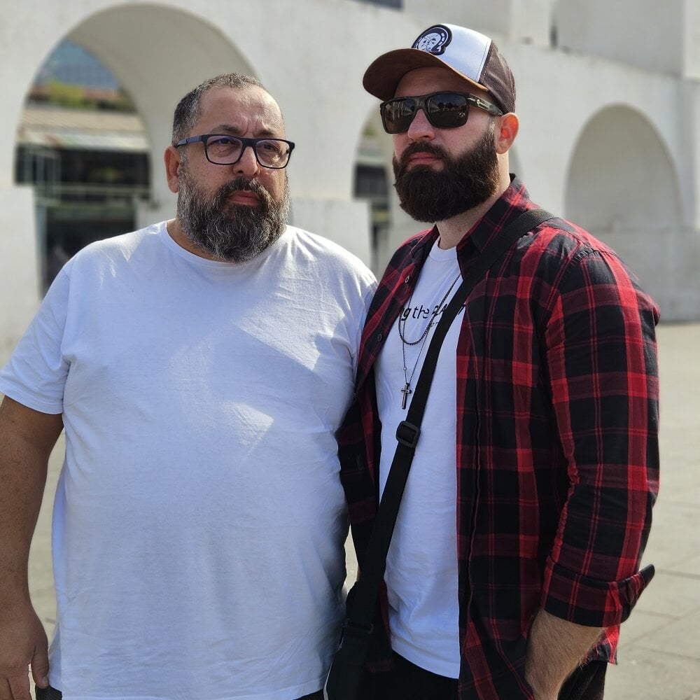 2Bearded Chatroom