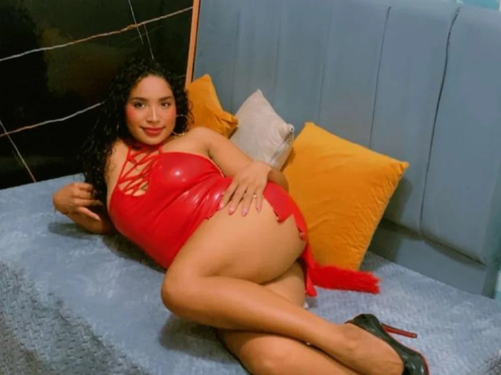 69-SOFIA Chatroom