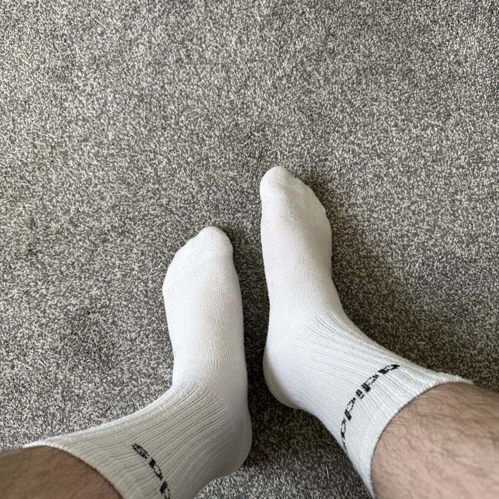 6uncutboy24 Chatroom