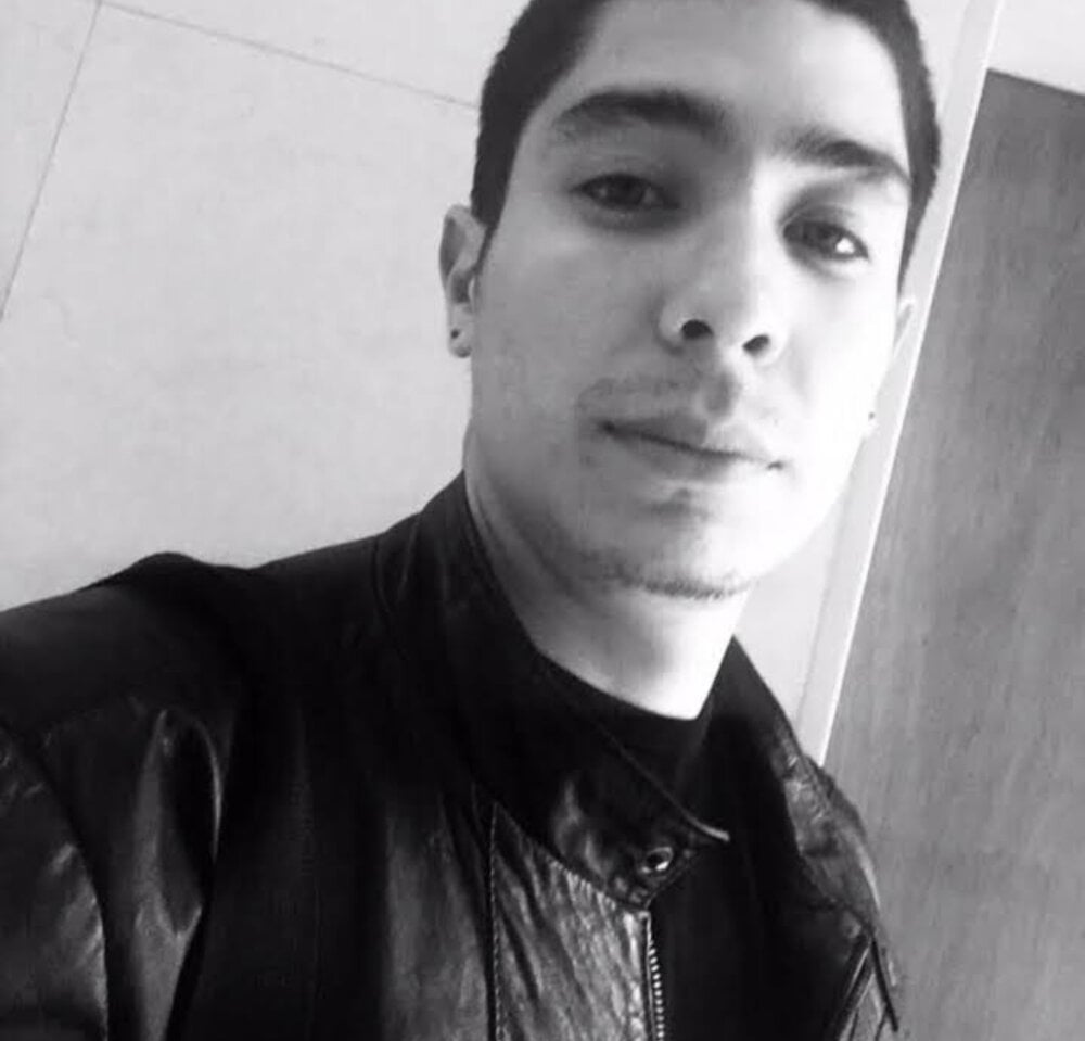 9999Alez Chatroom