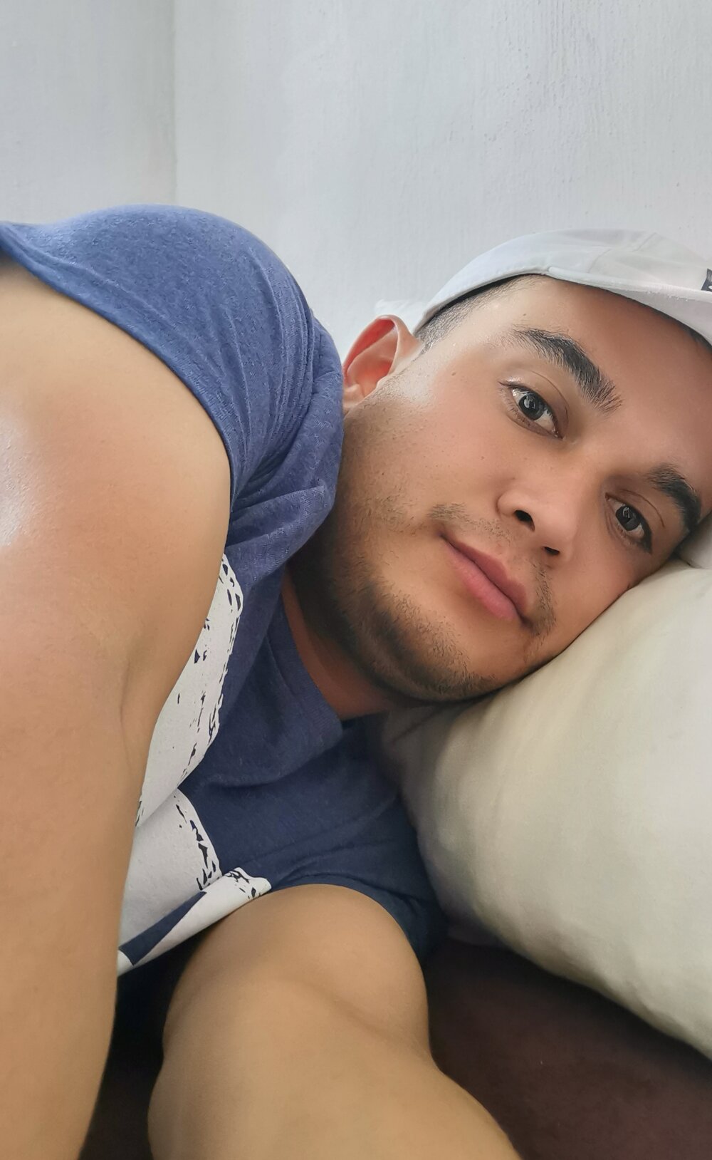 ALEJANDRO1991L Chatroom