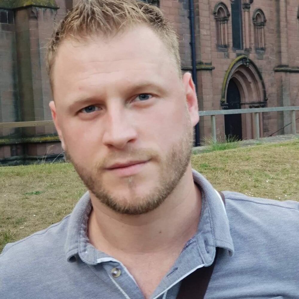 ALEX_BEAUTY2025 Chatroom