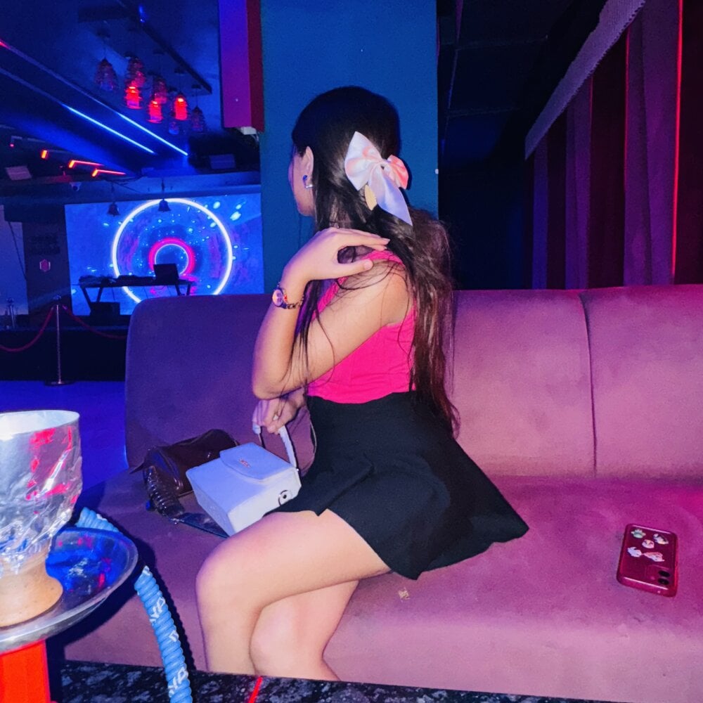 ANAYA_BABEE Chatroom