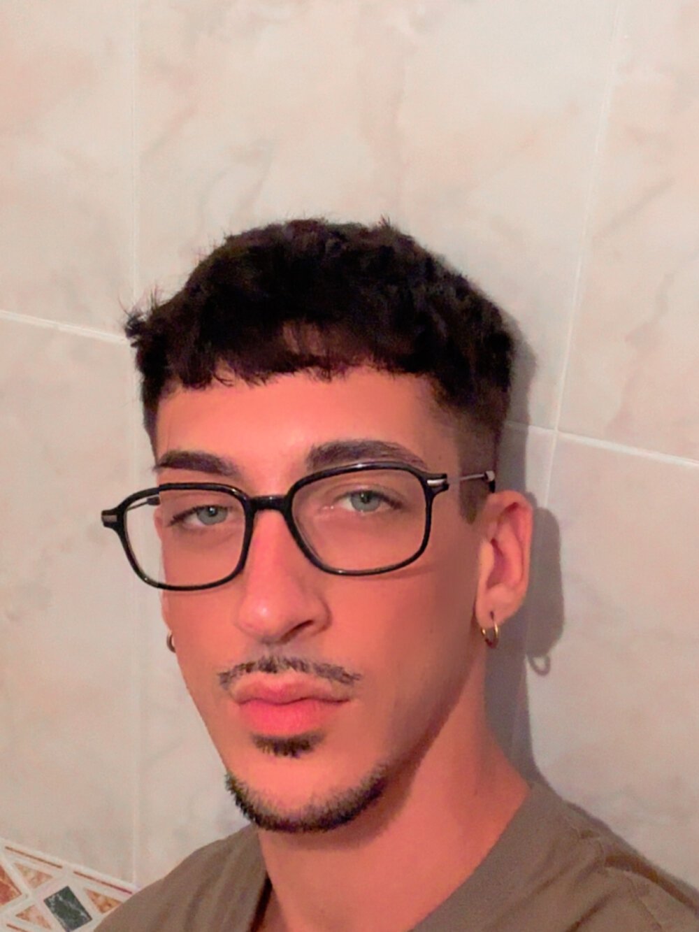 ANGELPRIVVT Chatroom