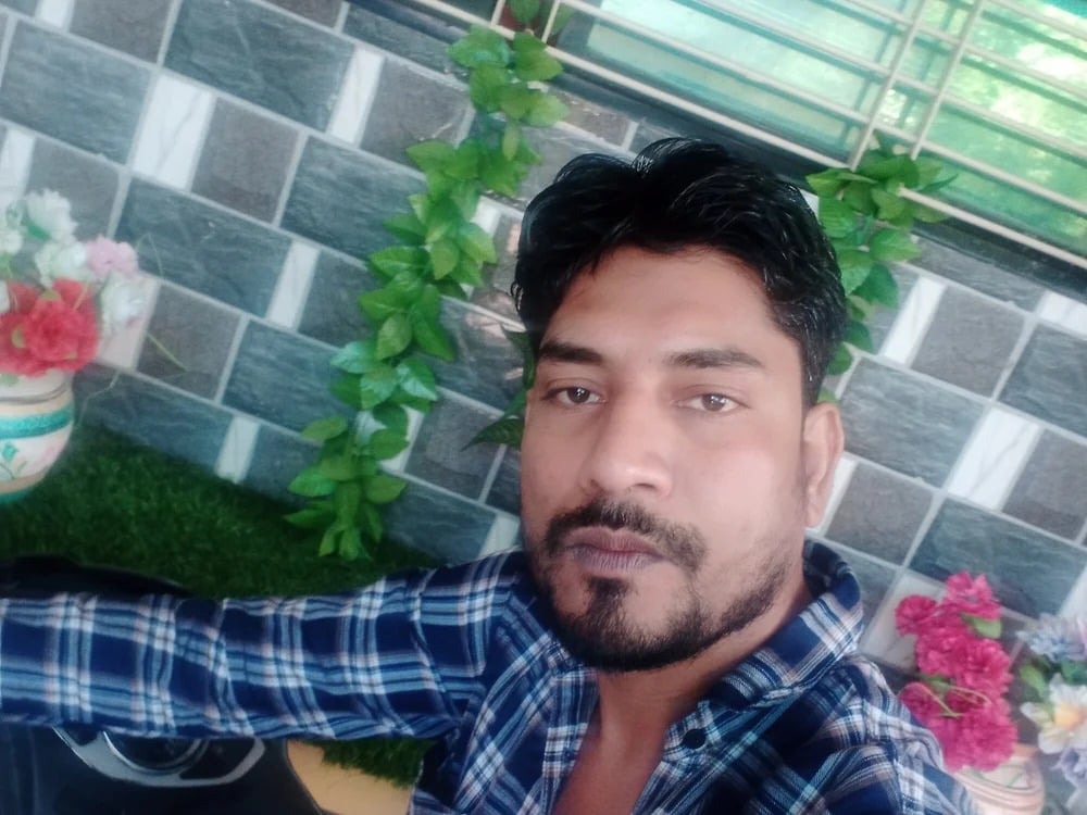 ARIFkhan129 Chatroom
