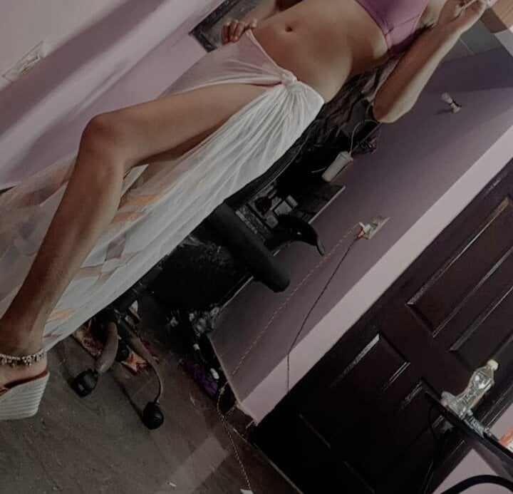 AVNEE_SHARMA Chatroom