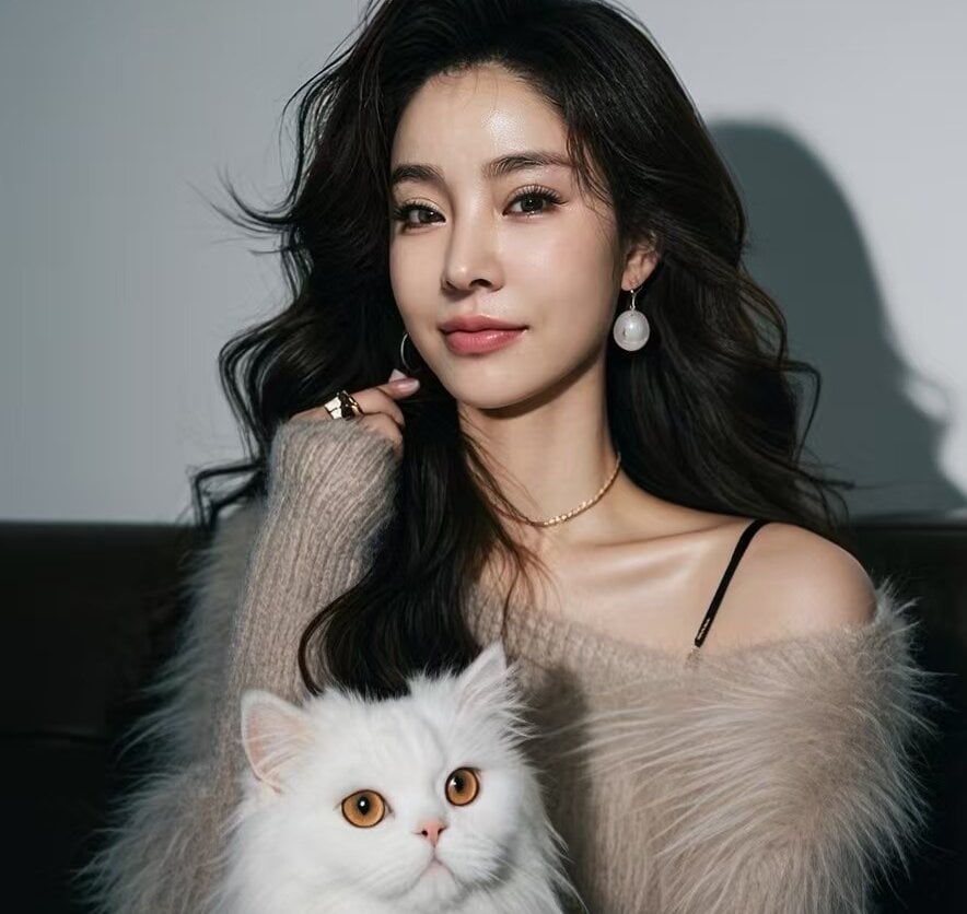 Abby-YaYa-36C-173 Chatroom