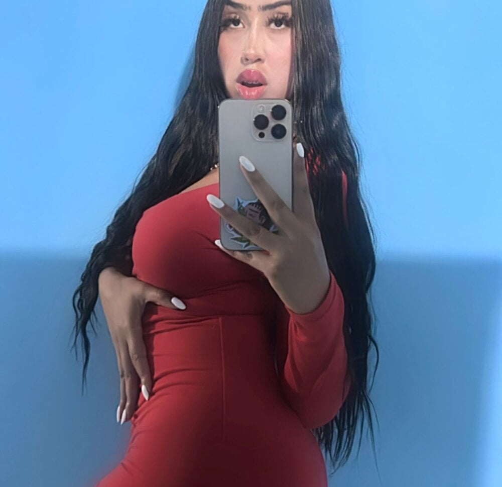 AbbyScott00 Chatroom
