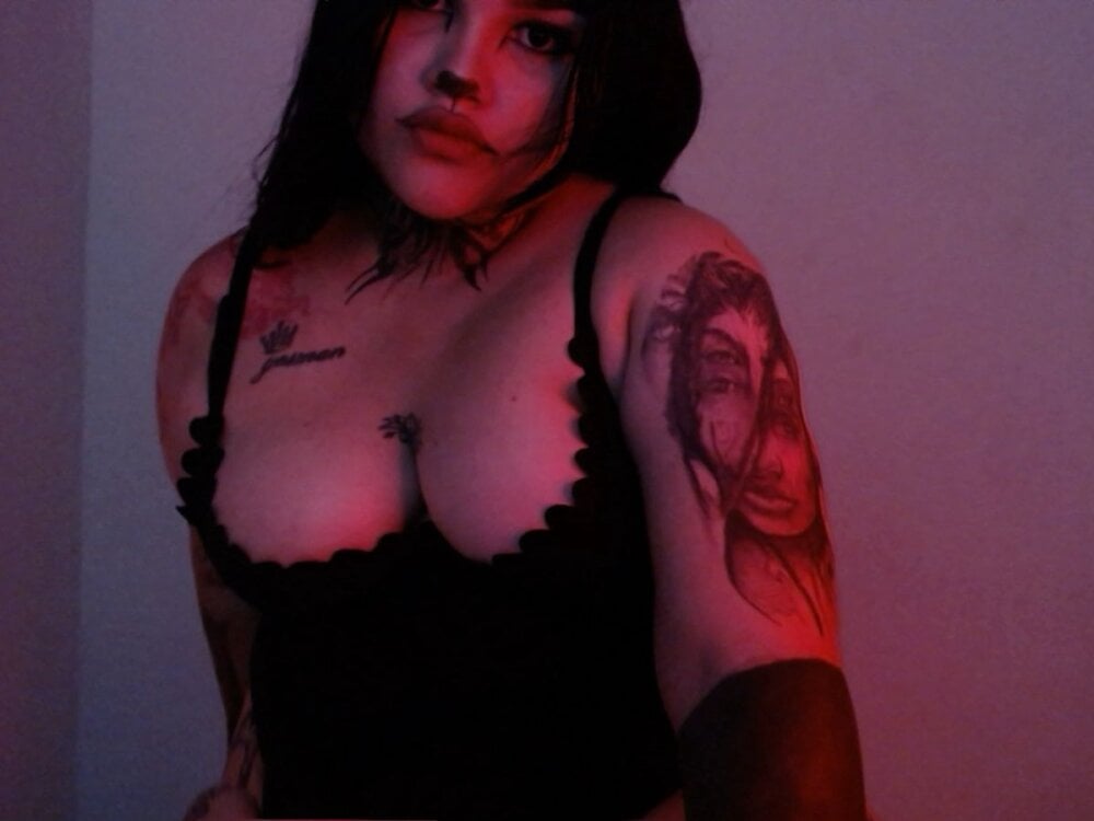 Abby_Hiiltoon Chatroom