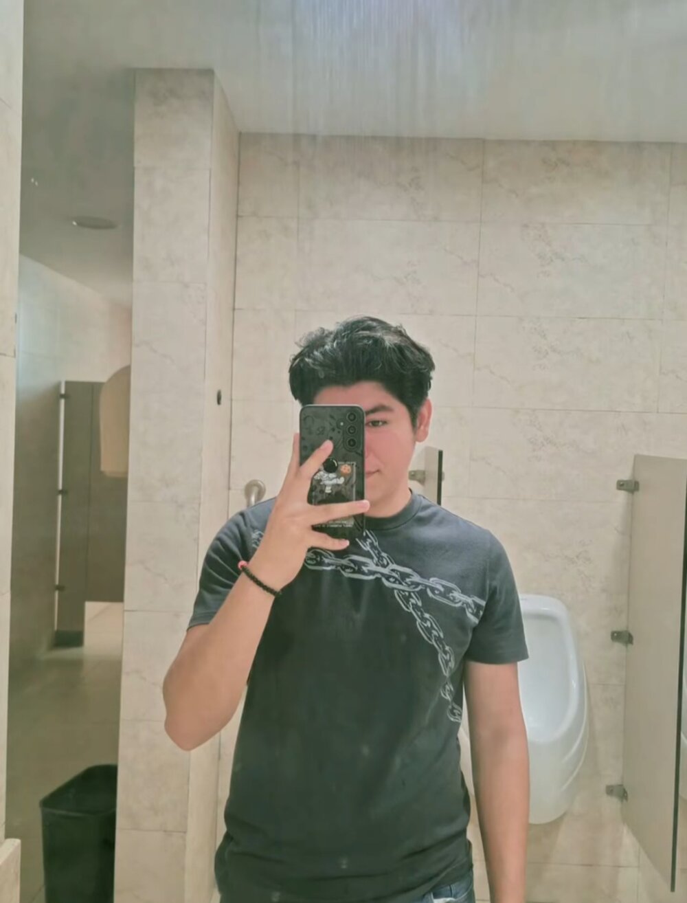Abi_abii Webcam Profile Picture Abi_abii Chatroom