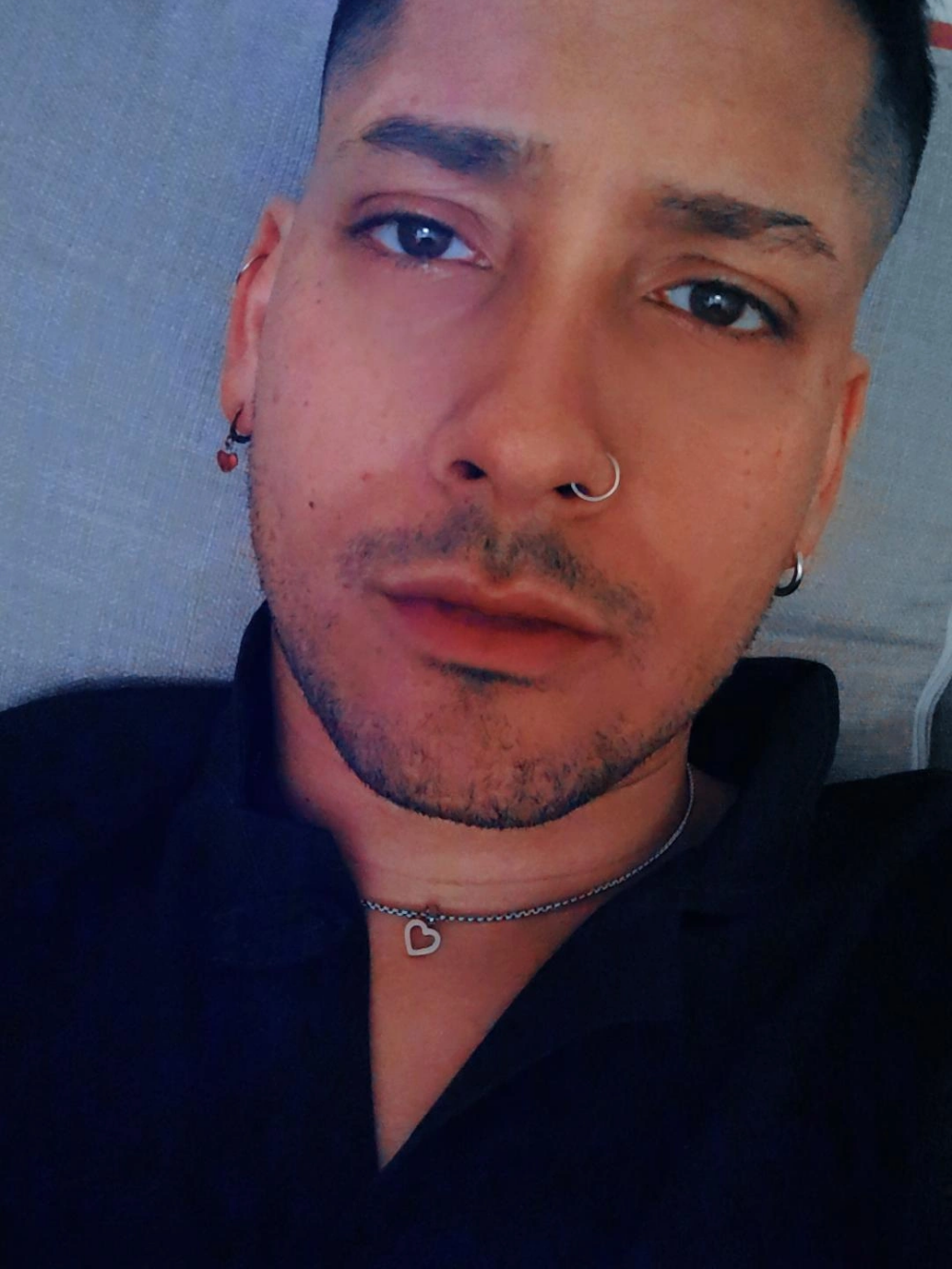 Abruptoinusual Chatroom