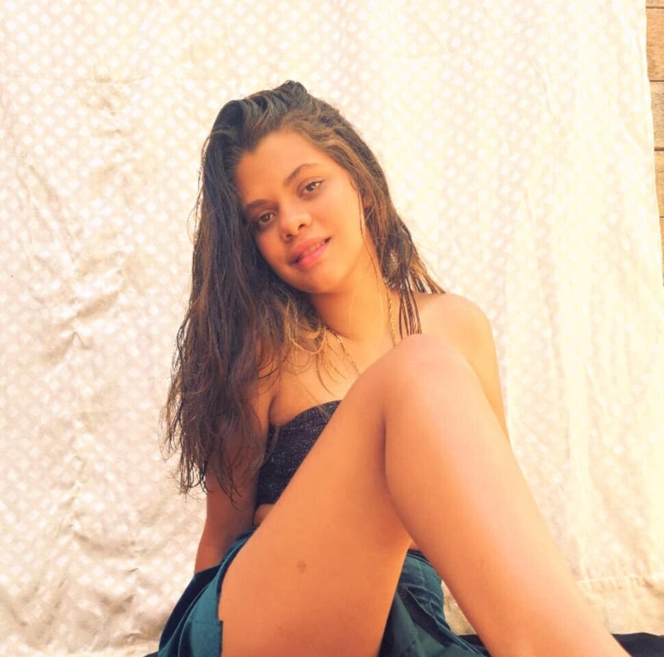 Acamille_Arthur Chatroom