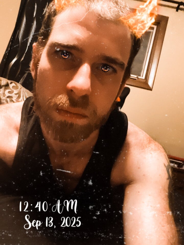 Adam_Phoenix Chatroom