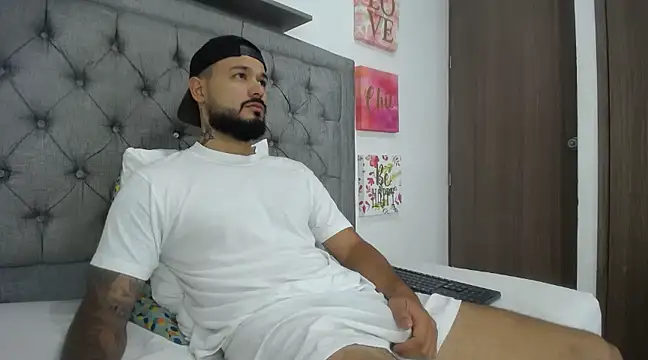 Adam_bigdick2 Chatroom