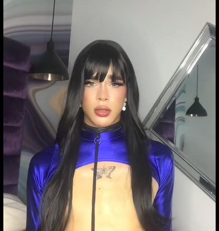 Adara_Ferrara Webcam Profile Picture Adara_Ferrara Chatroom