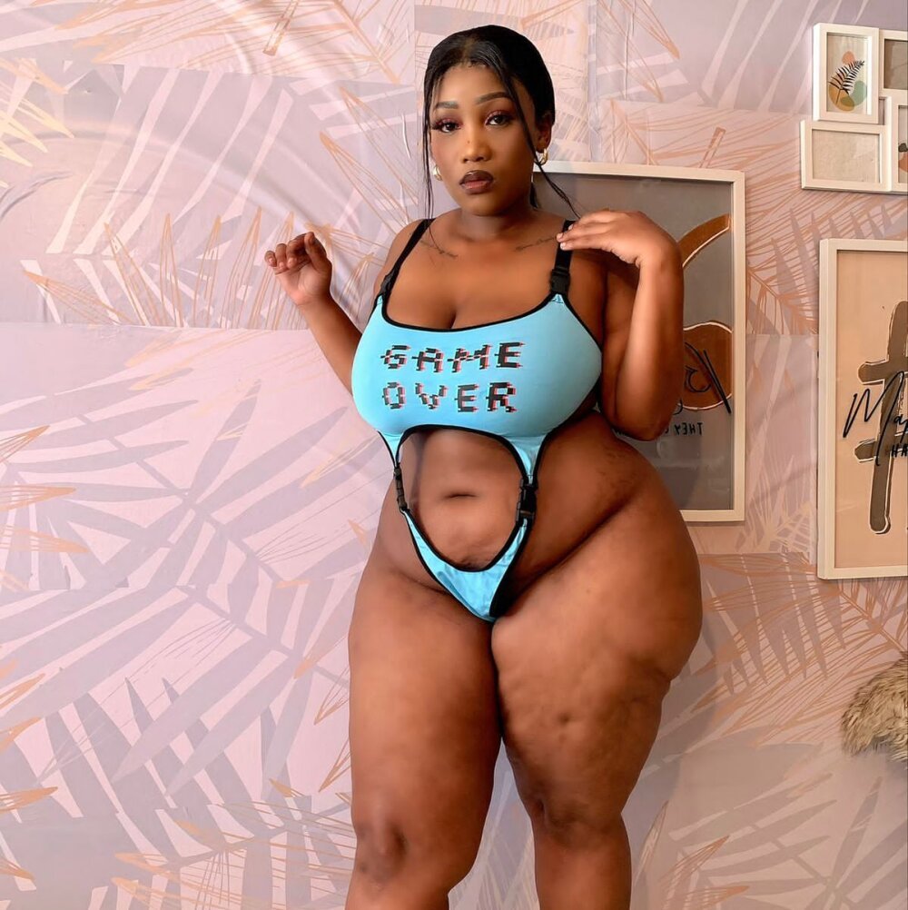 AddictiveMassiveBooty Chatroom