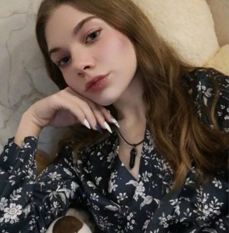 Adele_Sunny Chatroom