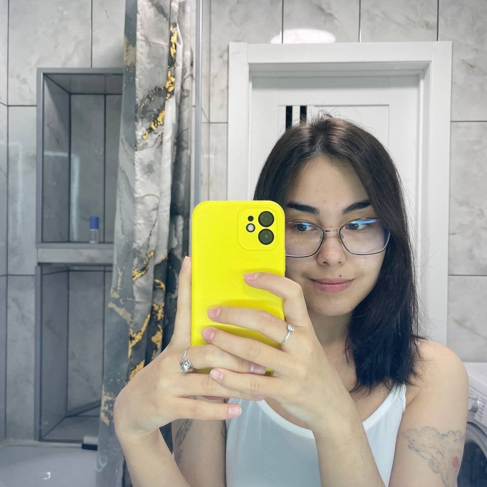 AdelinaStayner Chatroom