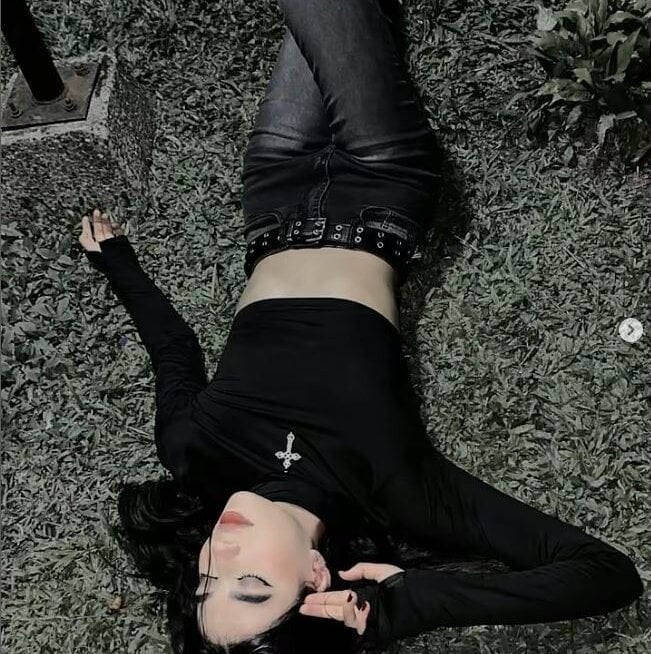 AdelineJhones Chatroom