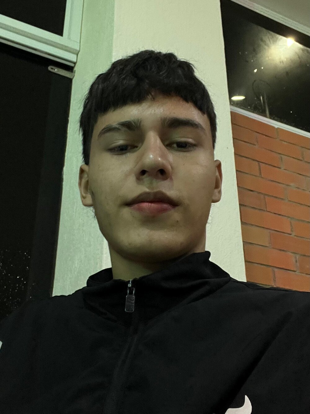 Adrian21__ Chatroom