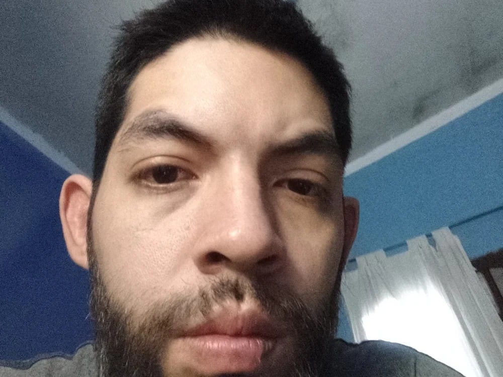 Aguuu95 Chatroom