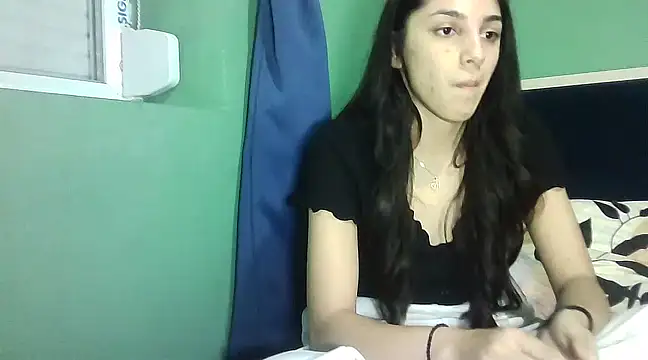 Ahotkittyxxx Chatroom