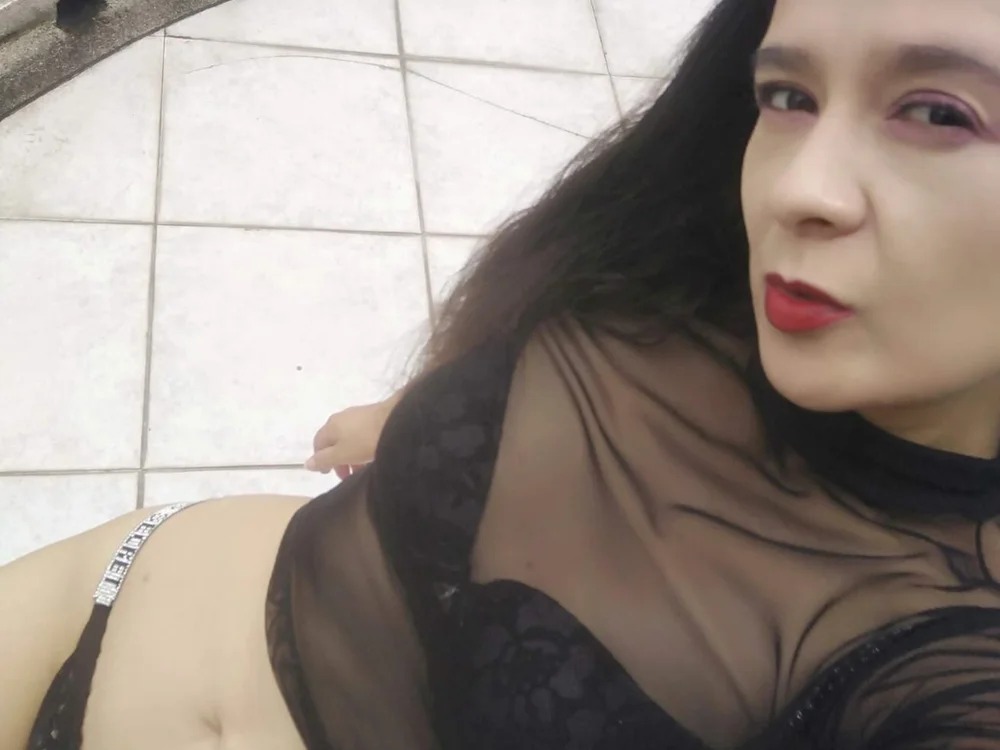 Aileenramirez Chatroom