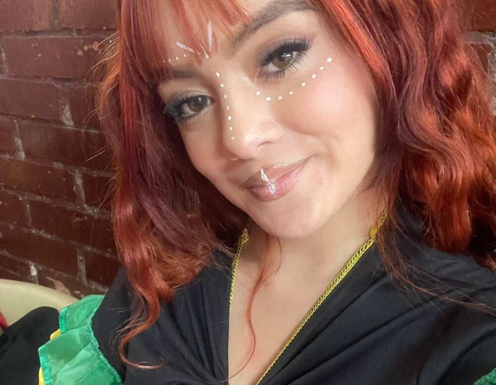 Aine_Collins_ Chatroom