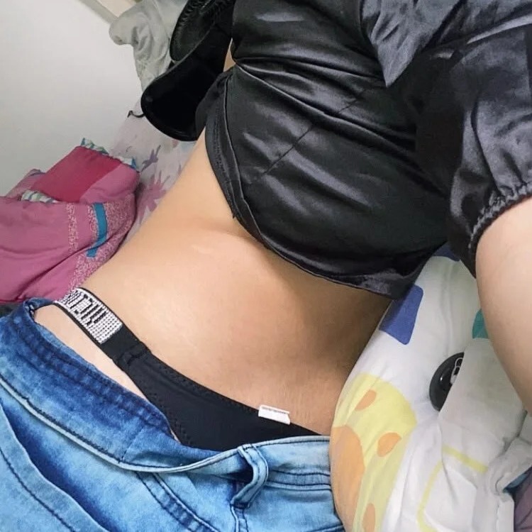 Aira_Stone Chatroom