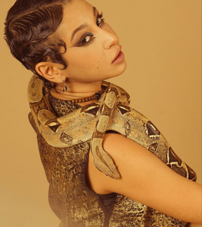 Aisha_Goldstein Chatroom