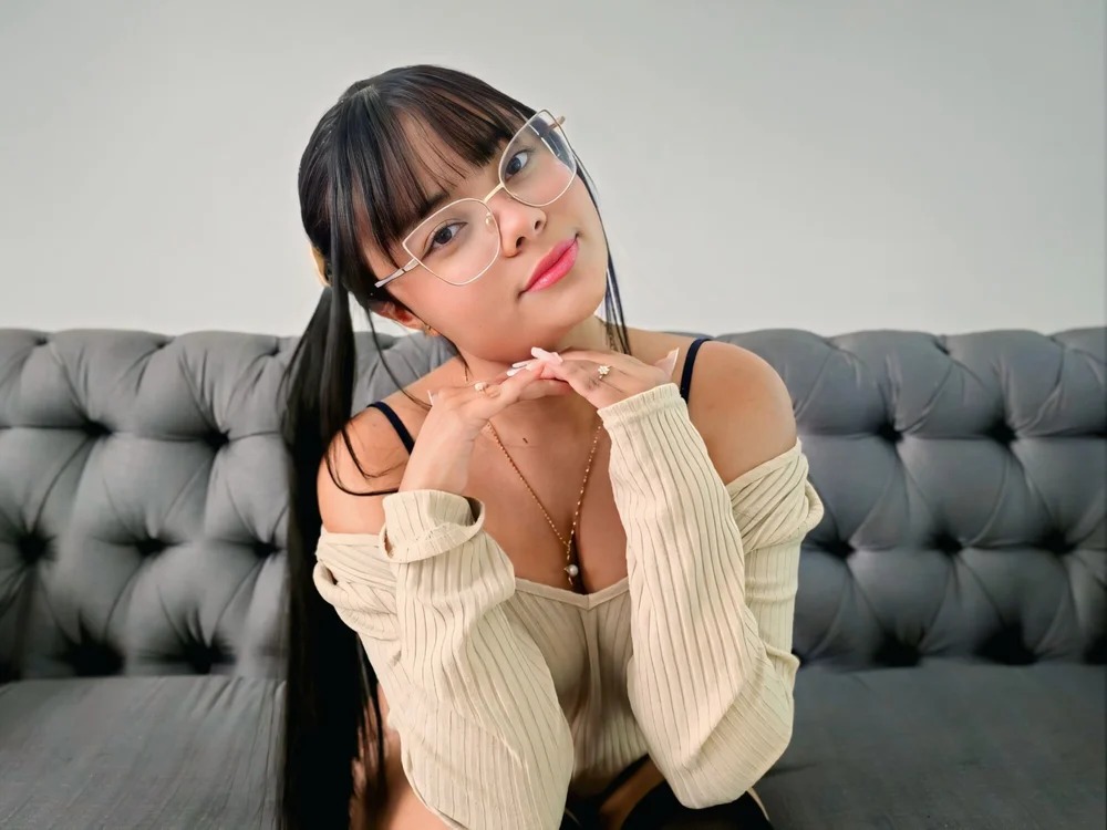 Aisha_Nill Chatroom