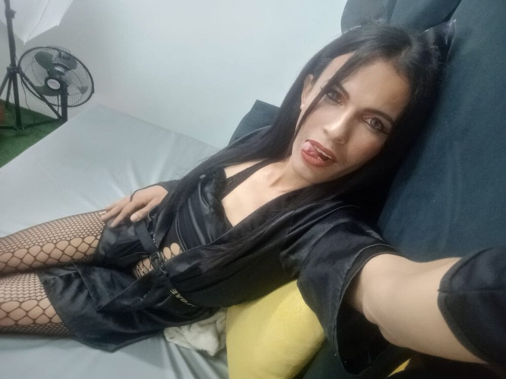 Aisha_Rx Chatroom