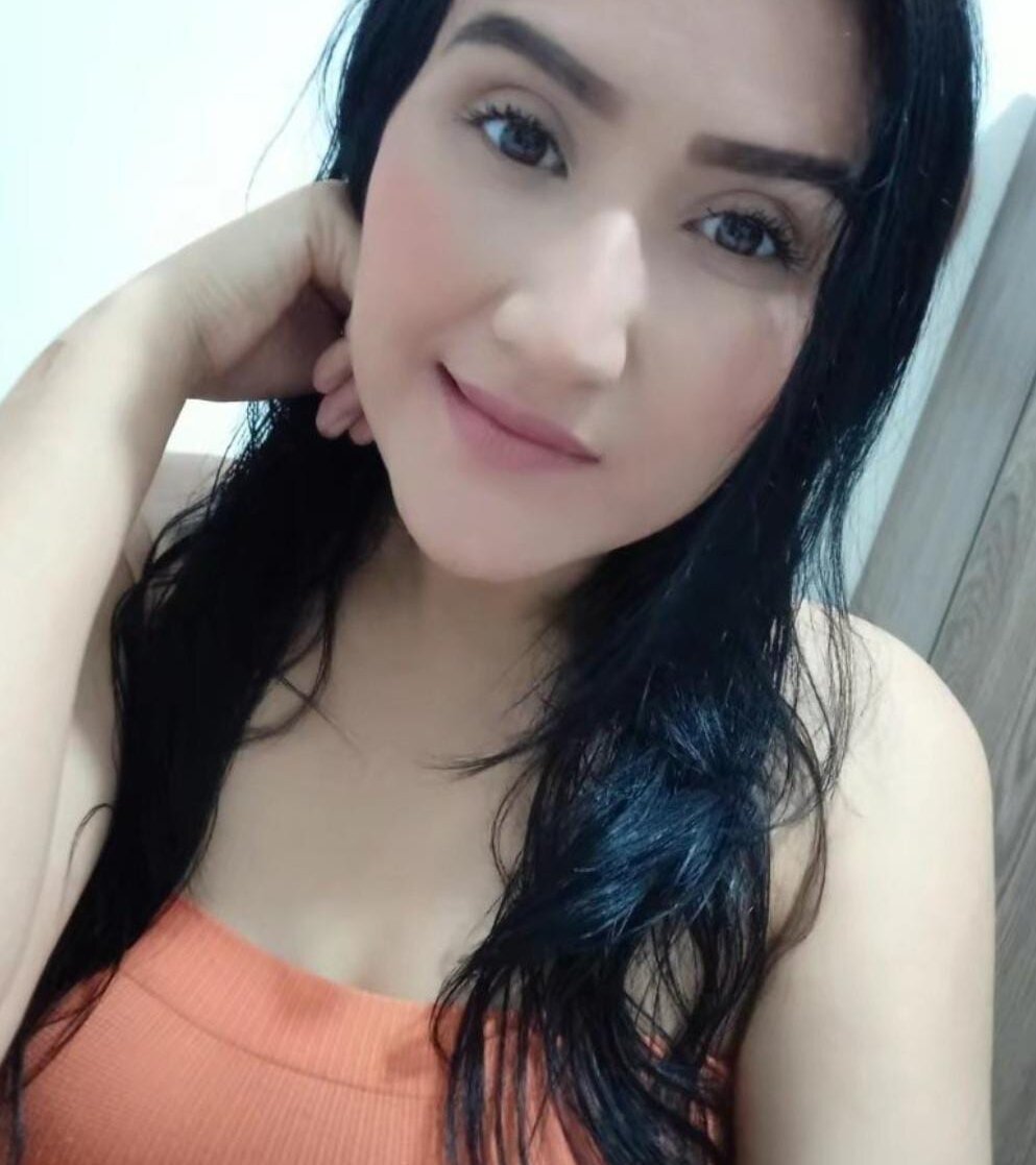 Aisha_Saleh Chatroom