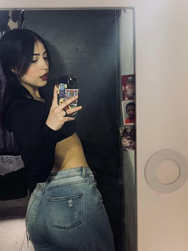 Aitana-4 Chatroom