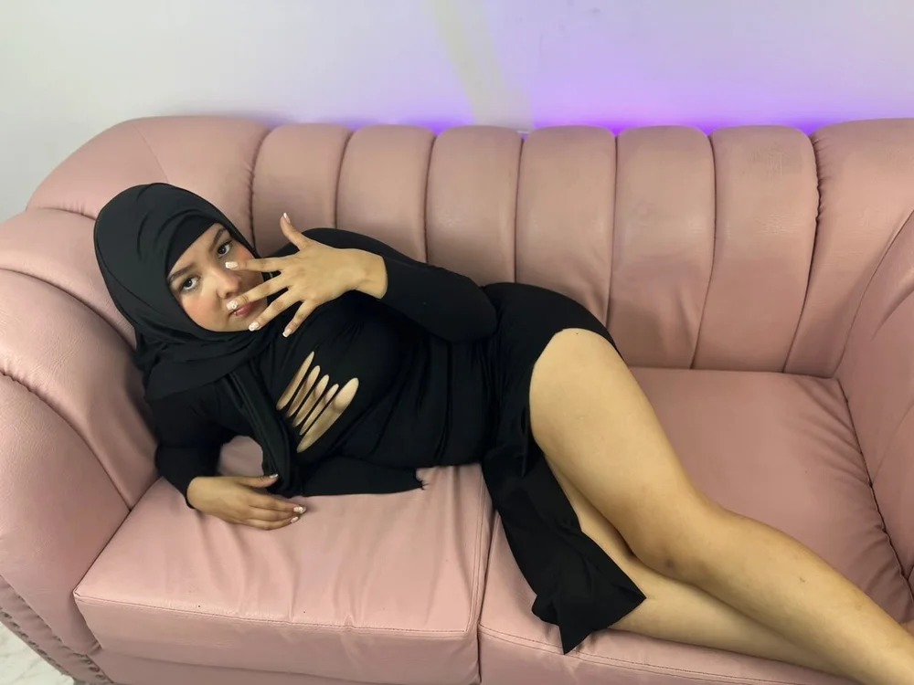 Aiuini__ Chatroom