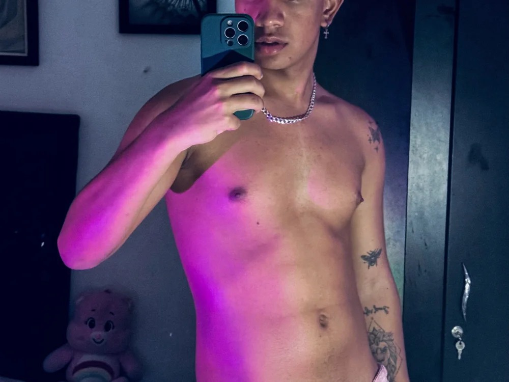 Alan_BigAss Chatroom