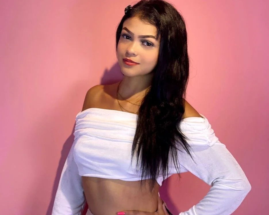 AlanaSinclair Chatroom