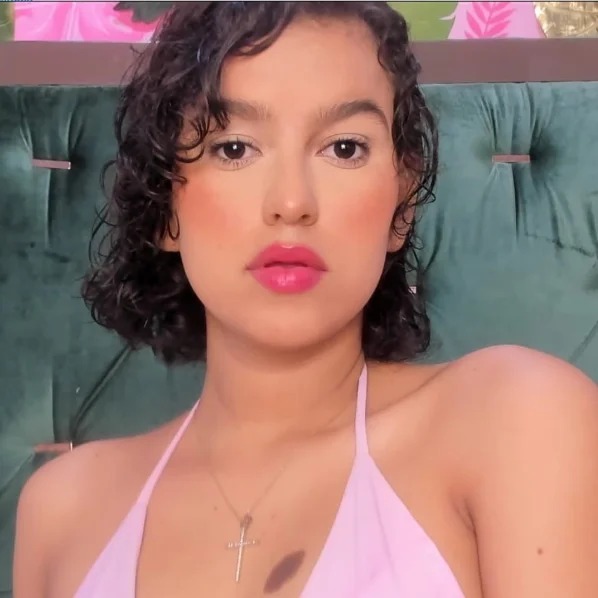 Alanna_Lima Chatroom