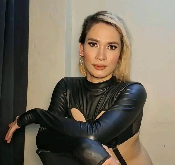 Albert140 Chatroom