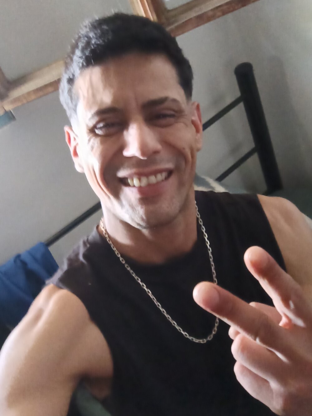 Albithooo36 Webcam Profile Picture Albithooo36 Chatroom